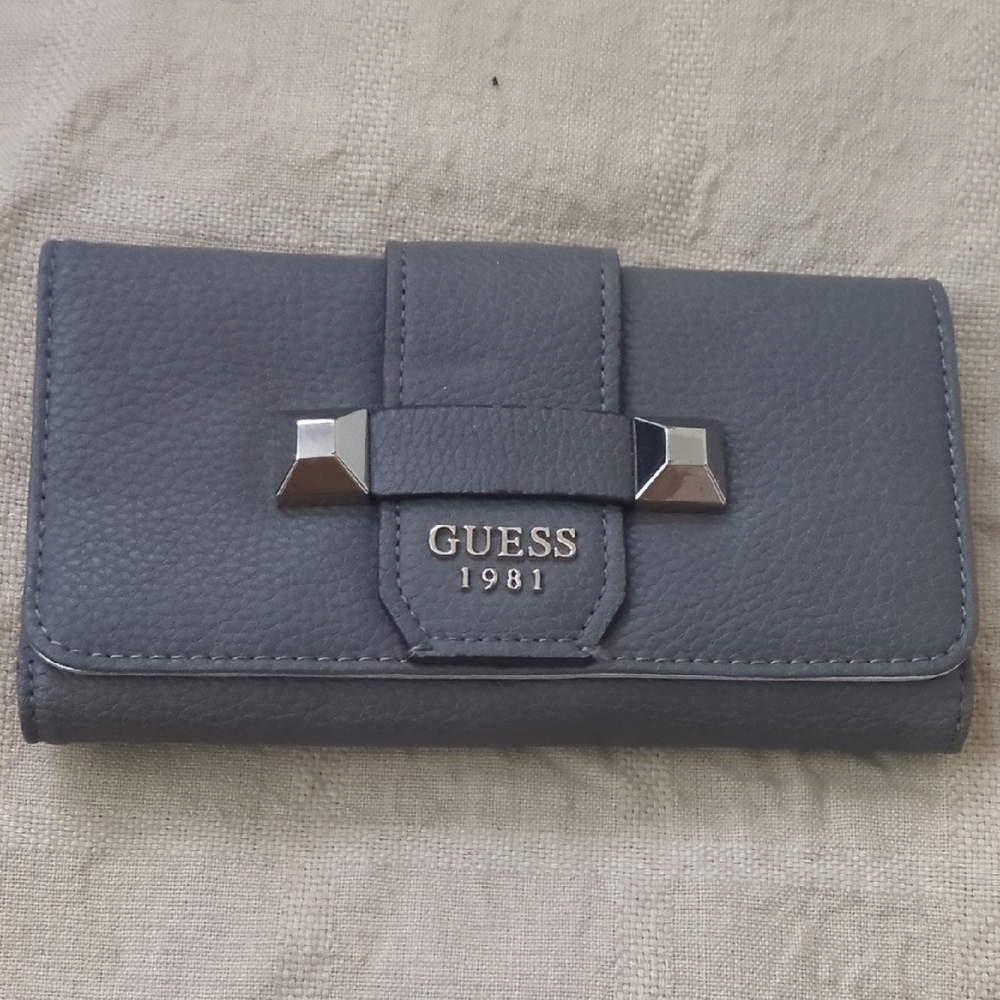 GUESS Charcoal with Gold Interior Multi- Sectional Women's Wallet ONLY $25 - Picture 1 of 7